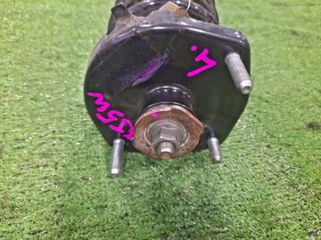 СТОЙКА НА MAZDA FAMILIA BJ5W ZL-DE