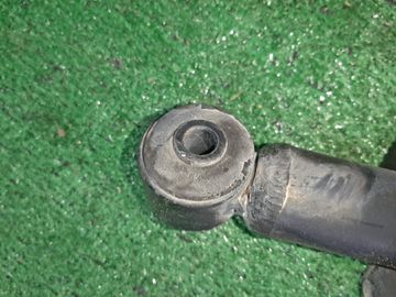 СТОЙКА НА MITSUBISHI LANCER CEDIA CS6A 4G94