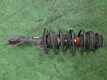 СТОЙКА НА TOYOTA AQUA NHP10 1NZ-FXE