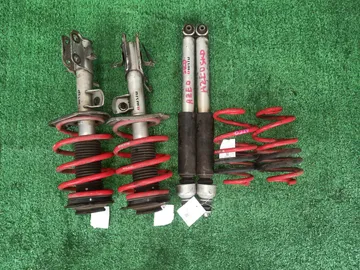 СТОЙКА НА NISSAN LEAF AZE0 EM57