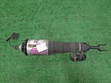 СТОЙКА НА BENTLEY FLYING SPUR 3W2 BWRA