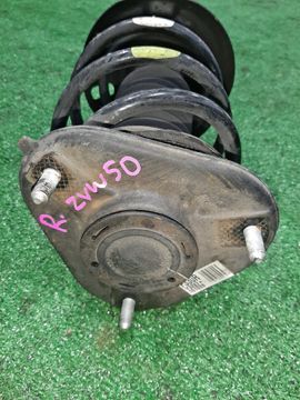 СТОЙКА НА TOYOTA PRIUS ZVW50 2ZR-FXE