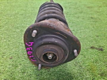 СТОЙКА НА DAIHATSU PYZAR G303G HE-EG