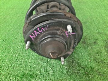 СТОЙКА НА MITSUBISHI GRANDIS NA4W 4G69