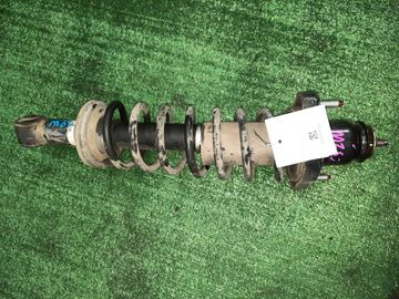 СТОЙКА НА MITSUBISHI LANCER CEDIA CS2W 4G15