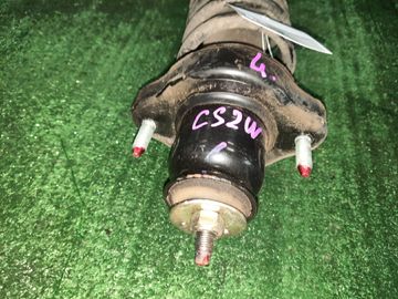 СТОЙКА НА MITSUBISHI LANCER CEDIA CS2W 4G15