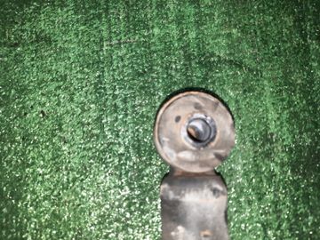 СТОЙКА НА MITSUBISHI LANCER CEDIA CS2W 4G15