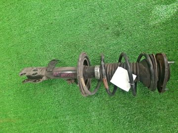 СТОЙКА НА TOYOTA COROLLA  AXIO ZRE142 2ZR-FE