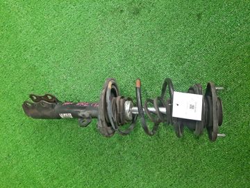 СТОЙКА НА TOYOTA COROLLA  AXIO ZRE142 2ZR-FE