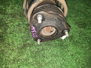 СТОЙКА НА MAZDA DEMIO DY3W ZJ-VE