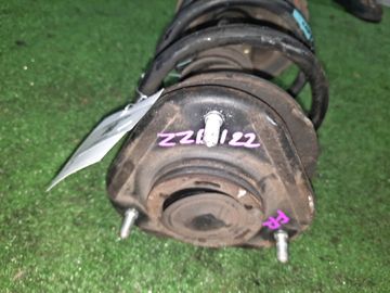 СТОЙКА НА TOYOTA COROLLA SPACIO ZZE122N 1ZZ-FE