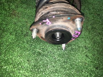 СТОЙКА НА HONDA CIVIC FD1 R18A