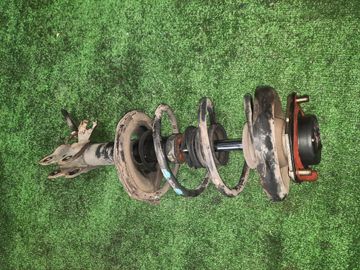 СТОЙКА НА NISSAN TINO V10 QG18DE