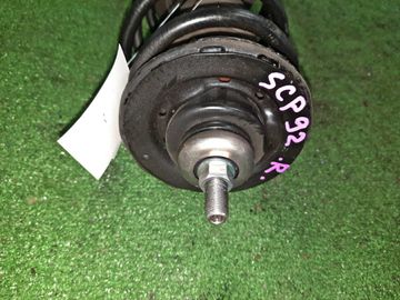 СТОЙКА НА TOYOTA BELTA SCP92 2SZ-FE