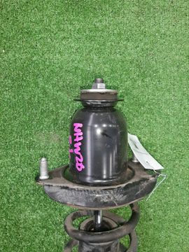 СТОЙКА НА TOYOTA PRIUS NHW20 1NZ-FXE