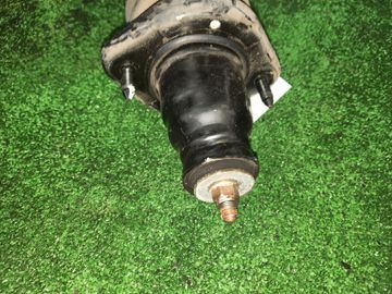 СТОЙКА НА HONDA STREAM RN1 D17A