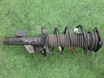 СТОЙКА НА MAZDA AXELA BK5P ZY-VE