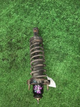 СТОЙКА НА MITSUBISHI DION CR5W 4G93