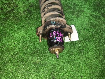 СТОЙКА НА MITSUBISHI DION CR5W 4G93