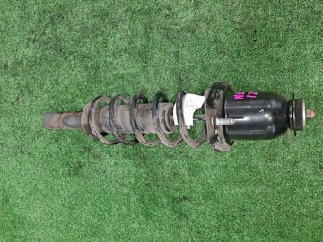 СТОЙКА НА TOYOTA COROLLA NZE121 1NZ-FE