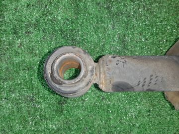 СТОЙКА НА TOYOTA COROLLA NZE121 1NZ-FE