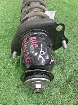 СТОЙКА НА TOYOTA PRIUS NHW20 1NZ-FXE