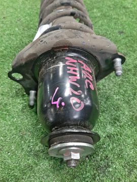 СТОЙКА НА TOYOTA PRIUS NHW20 1NZ-FXE