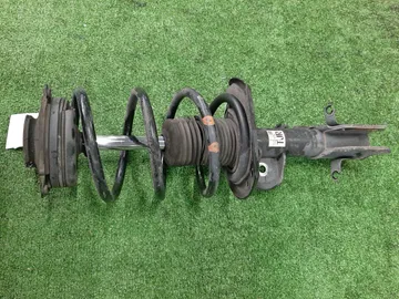 СТОЙКА НА NISSAN LEAF ZE1 EM57