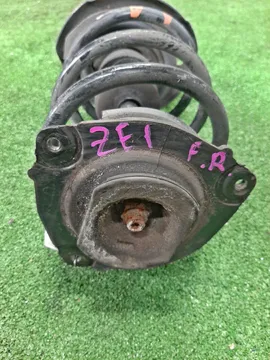 СТОЙКА НА NISSAN LEAF ZE1 EM57