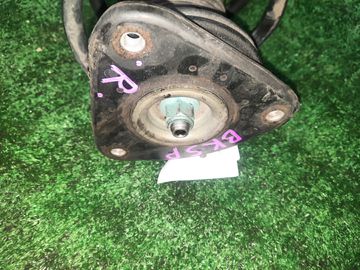 СТОЙКА НА MAZDA AXELA BK5P ZY-VE