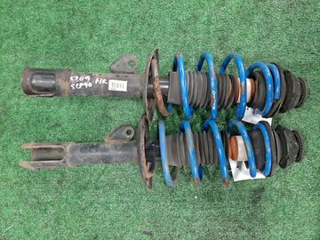 СТОЙКА НА TOYOTA VITZ SCP90 2SZ-FE