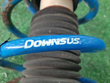 СТОЙКА НА TOYOTA VITZ SCP90 2SZ-FE