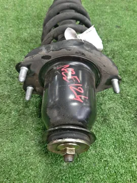 СТОЙКА НА TOYOTA COROLLA NZE124 1NZ-FE