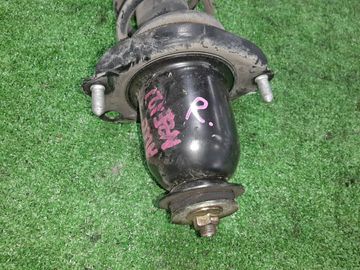 СТОЙКА НА TOYOTA COROLLA NZE121 1NZ-FE