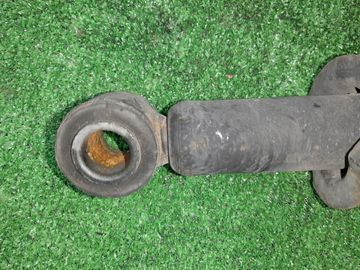 СТОЙКА НА TOYOTA COROLLA NZE121 1NZ-FE