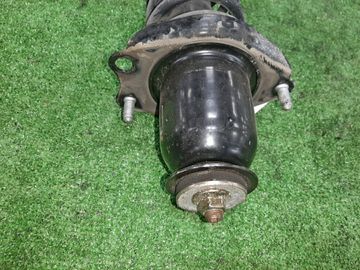 СТОЙКА НА TOYOTA VOLTZ ZZE136 1ZZ-FE