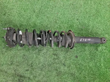 СТОЙКА НА TOYOTA RAUM EXZ10 5E-FE