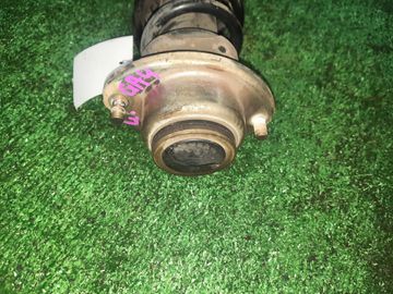 СТОЙКА НА HONDA CAPA GA4 D15B