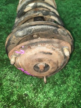 СТОЙКА НА MITSUBISHI CHARIOT GRANDIS N84W 4G64