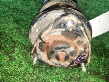 СТОЙКА НА MITSUBISHI LANCER CS2V 4G15