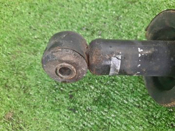 СТОЙКА НА MITSUBISHI LANCER CS2V 4G15