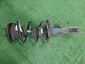 СТОЙКА НА TOYOTA ISIS ZNM10G 1ZZ-FE