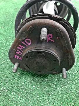 СТОЙКА НА TOYOTA ISIS ZNM10G 1ZZ-FE