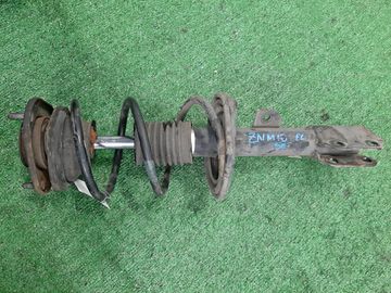 СТОЙКА НА TOYOTA ISIS ZNM10G 1ZZ-FE