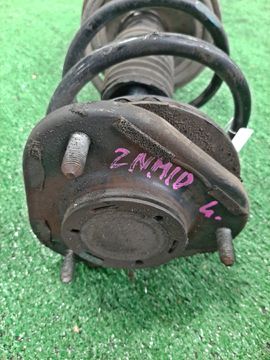 СТОЙКА НА TOYOTA ISIS ZNM10G 1ZZ-FE