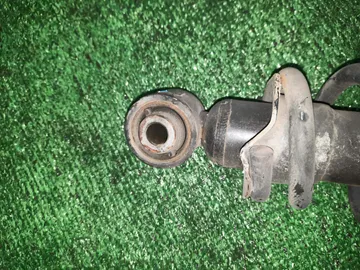 СТОЙКА НА TOYOTA AVENSIS AZT251 2AZ-FSE