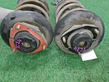 СТОЙКА НА NISSAN SERENA TC24 QR20DE