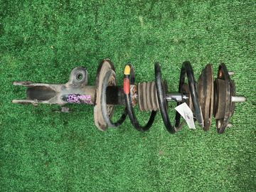 СТОЙКА НА TOYOTA PRIUS ZVW30 2ZR-FXE