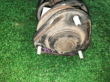 СТОЙКА НА TOYOTA PRIUS ZVW30 2ZR-FXE