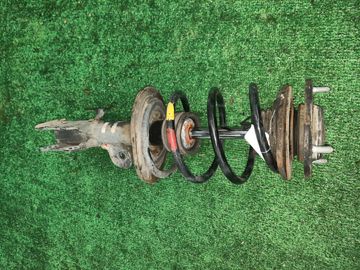 СТОЙКА НА TOYOTA PRIUS ZVW30 2ZR-FXE